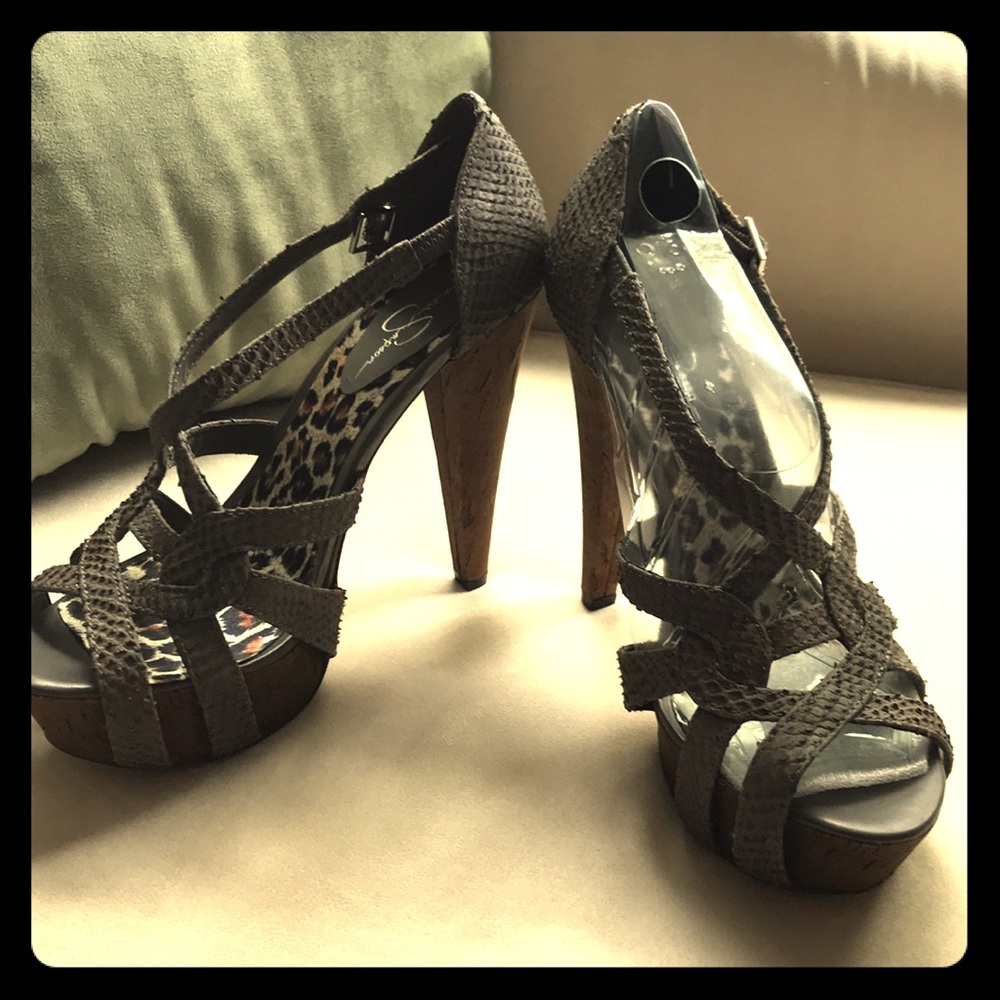 Jessica Simpson sexy heel